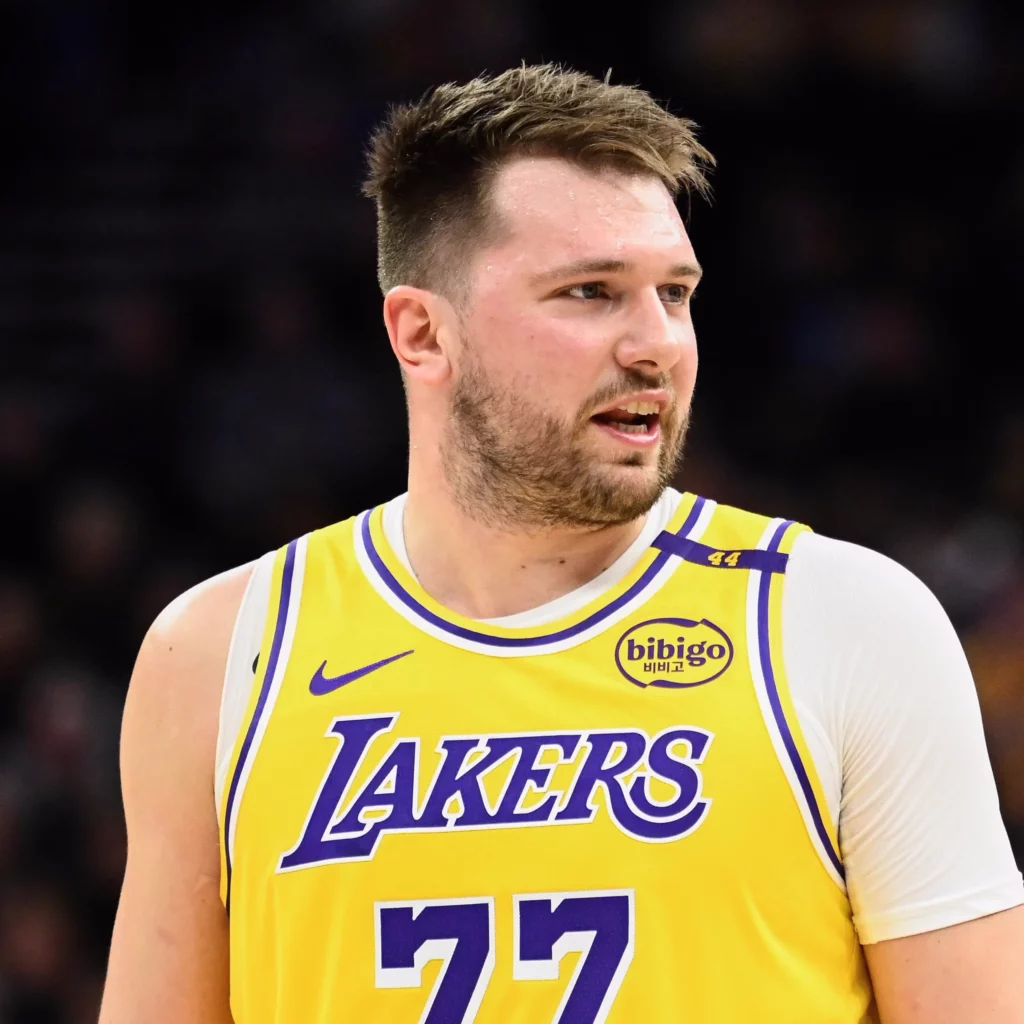 Luka Dončić adalah salah satu playmaker utama di NBA saat ini.